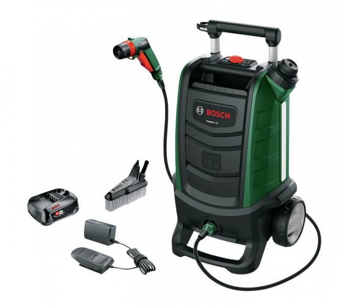 BOSCH Fontus aku tlaková myčka LiIon 18V 2.5Ah 06008B6101