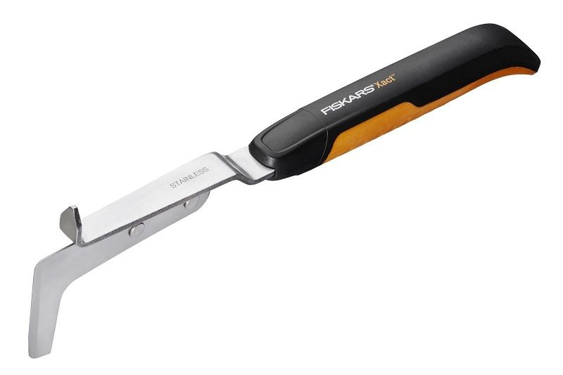 FISKARS 1027045 nůž na plevel Xact